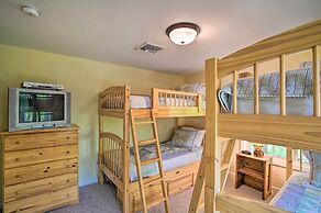 Family-friendly Hancock Home: Walk to Slopes!