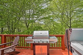 Family-friendly Hancock Home: Walk to Slopes!