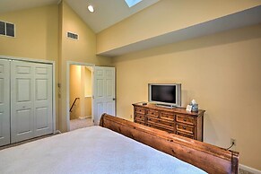 Family-friendly Hancock Home: Walk to Slopes!