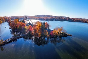 By Mtn Creek Resort: The Point on Highland Lake