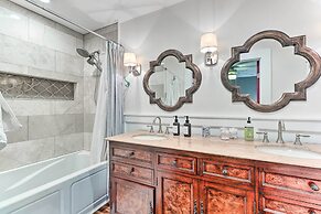 Pet-friendly Austin Ranch Home w/ Fire Pit!