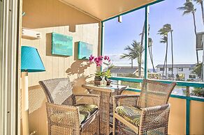 Sunny Central Condo: Lanai & Community Pool Access
