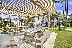Sunny Central Condo: Lanai & Community Pool Access