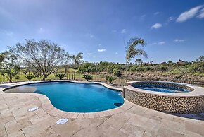 South Padre Paradise w/ Saltwater Pool Near Golf!