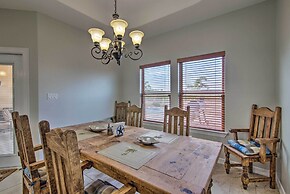 South Padre Paradise w/ Saltwater Pool Near Golf!