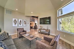 Hot Tub, Pool Table: Luxe Reno Chalet w/ Mtn View!