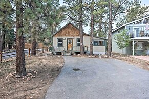Walk to Big Bear Lake: Cozy Cabin w/ Deck