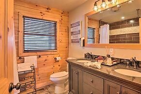 Big Bear Lake Cabin w/ Hot Tub < 1 Mi to Skiing!