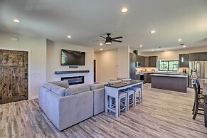 Modern Kalispell Retreat: 37 Mi to Glacier NP