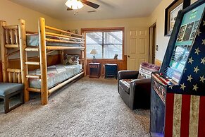 Smoky Mountain Retreat w/ Hot Tub, Arcade Games