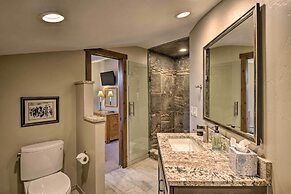 Walk to Ski Lift: Mtn-view Condo in Breckenridge