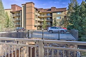 Walk to Ski Lift: Mtn-view Condo in Breckenridge