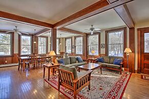 Spacious Home on Bear Camp River in Tamworth!