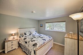 Quaint Priest Lake Cabin w/ Patio < 1 Mi to Lake!