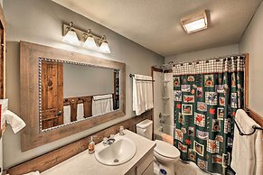 Quaint Priest Lake Cabin w/ Patio < 1 Mi to Lake!