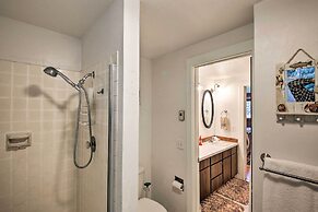 Quaint Priest Lake Cabin w/ Patio < 1 Mi to Lake!