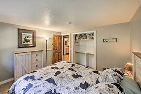 Quaint Priest Lake Cabin w/ Patio < 1 Mi to Lake!