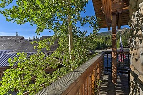 Spacious Breckenridge Condo: Walk to Ski Lifts!