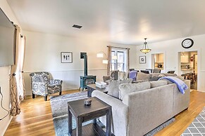 Breckenridge Home w/ Hot Tub - Walk to Main St!