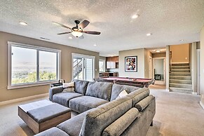 Incredible Oregon Retreat w/ Private Hot Tub!