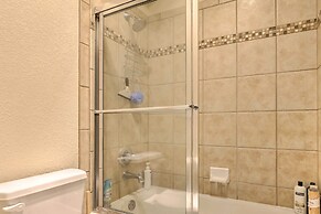 Gorgeous Fraser Townhome w/ Private Hot Tub!