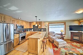 Lake Pend Oreille Condo w/ Porch & Mountain View!