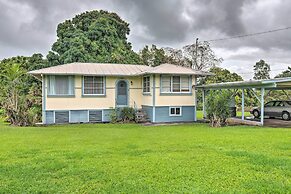 Hilo Home Base - 3 Miles to State Park & Beach!