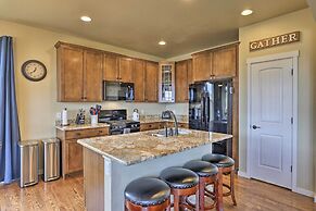 Granby Home w/ Hot Tub + Ski, Golf & Pool Access