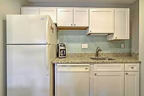 Ocean City Condo w/ Patio - Great Central Location