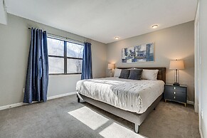 Lakefront Branson Penthouse w/ Resort Amenities!