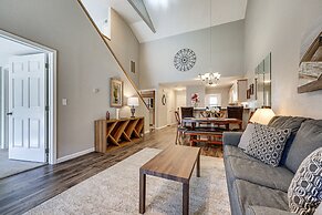 Lakefront Branson Penthouse w/ Resort Amenities!