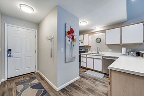 Lakefront Branson Penthouse w/ Resort Amenities!