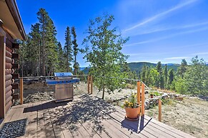 2 Mi to St Marys Glacier: Modern Cabin w/ Hot Tub