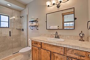 Mtn-view Fraser Home w/ Hot Tub - Near Skiing!