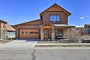 Mtn-view Fraser Home w/ Hot Tub - Near Skiing!