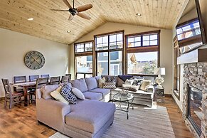 Mtn-view Fraser Home w/ Hot Tub - Near Skiing!