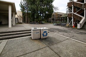 Well-appointed Condo Across Street From UC Davis!