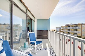 Walk to Shore: Retreat w/ Balcony in Ocean City