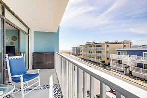 Walk to Shore: Retreat w/ Balcony in Ocean City