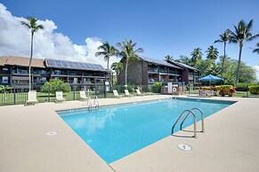Breezy Kaunakakai Retreat w/ Community Pool!