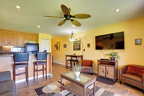 Breezy Kaunakakai Retreat w/ Community Pool!