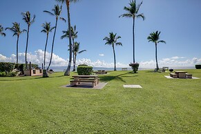 Breezy Kaunakakai Retreat w/ Community Pool!