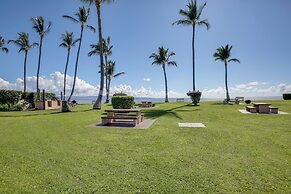 Breezy Kaunakakai Retreat w/ Community Pool!