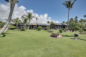 Breezy Kaunakakai Retreat w/ Community Pool!
