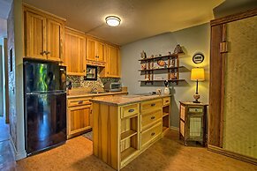 Kailua Studio w/ Pool Access & Garden Views!