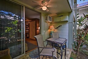 Kailua Studio w/ Pool Access & Garden Views!