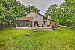 Near Hiking & Skiing: Albrightsville Home w/ Deck!