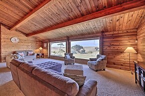 Coastal Oregon Retreat w/ Grill: 11 Mi to Astoria!