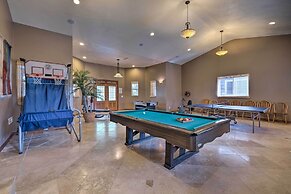 Coastal Oregon Retreat w/ Grill: 11 Mi to Astoria!