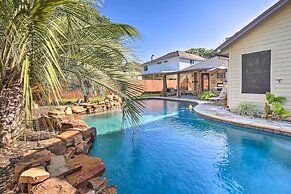 Peaceful San Antonio Oasis W/private Pool + Grill!